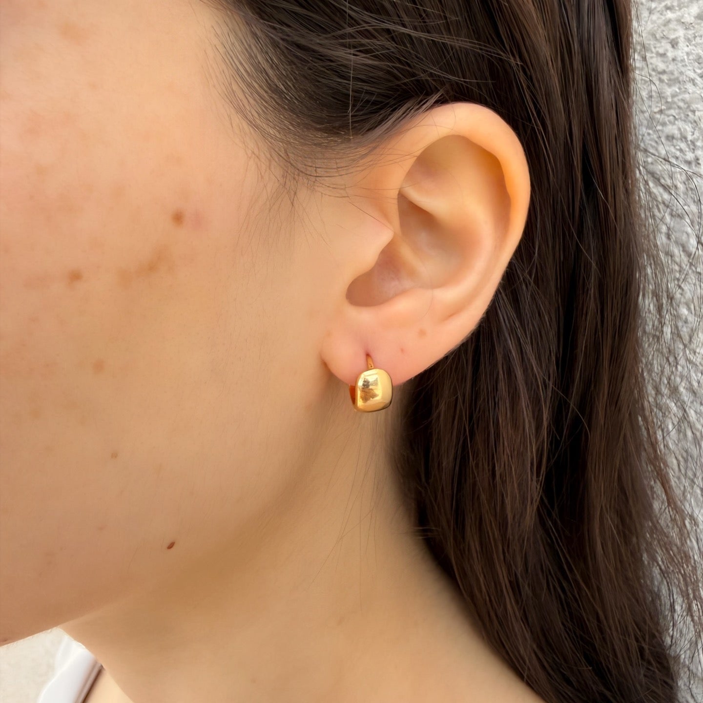 עגיל חישוק בולה