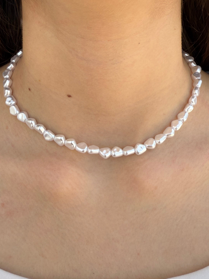 White Necklace 